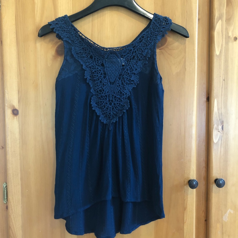 Knox Rose Lacey Tank